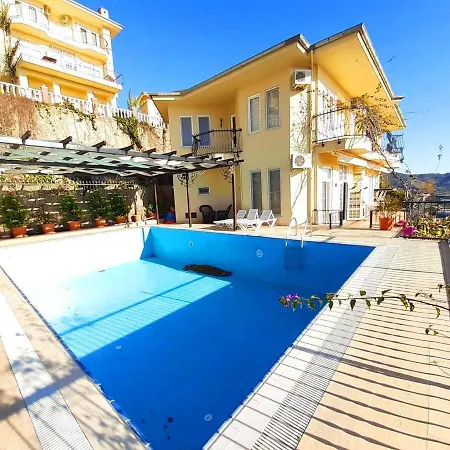 Five Star Breath Taking View Goldcity 52 * Kargicak (Alanya)
